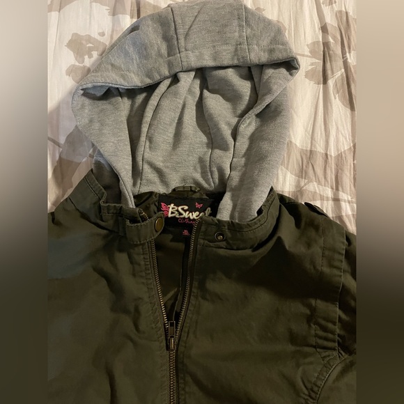 Zip-Up Jacket with Hood. 2 tone green/grey - Picture 3 of 3